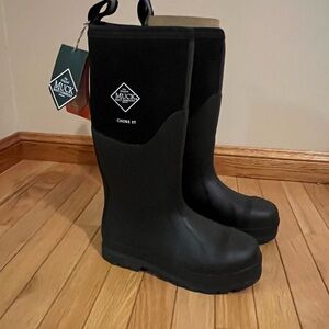 Muck Boots Men's Durable Black Chore XT Boots